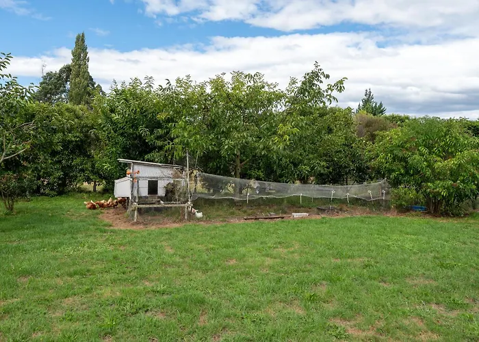 Ferienhaus Spacious Family Retreat With Huge Garden - Up To 11 Guests