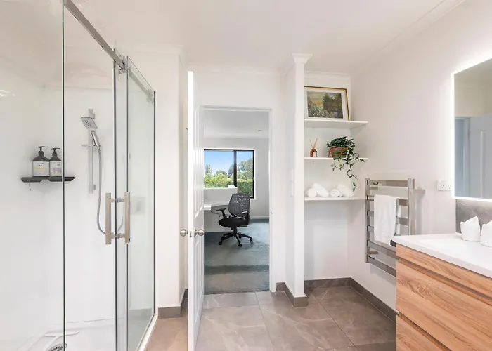Spacious Family Retreat With Huge Garden - Up To 11 Guests Ferienhaus *