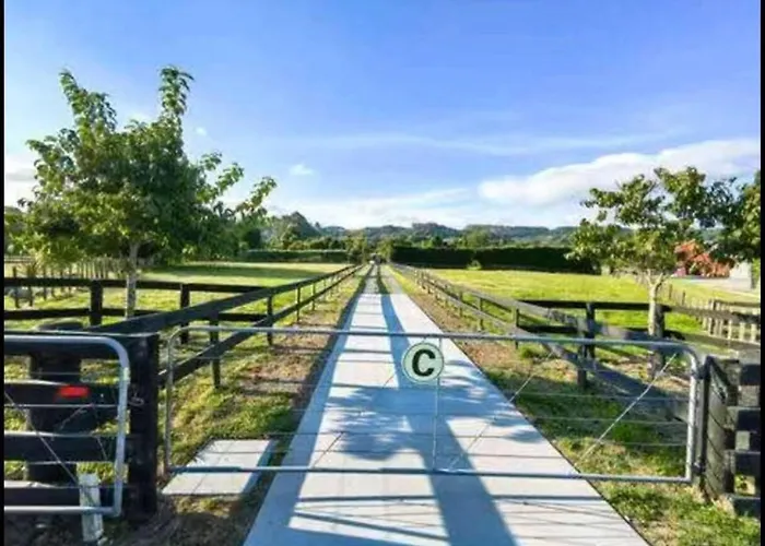 Hébergement de vacances Private 4br Family Retreat With Huge Garden Near Rotorua