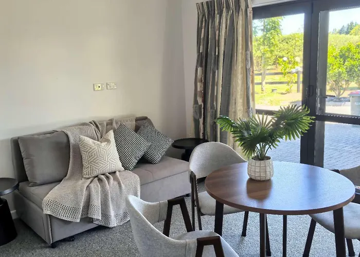 Private 4br Family Retreat With Huge Garden Near *