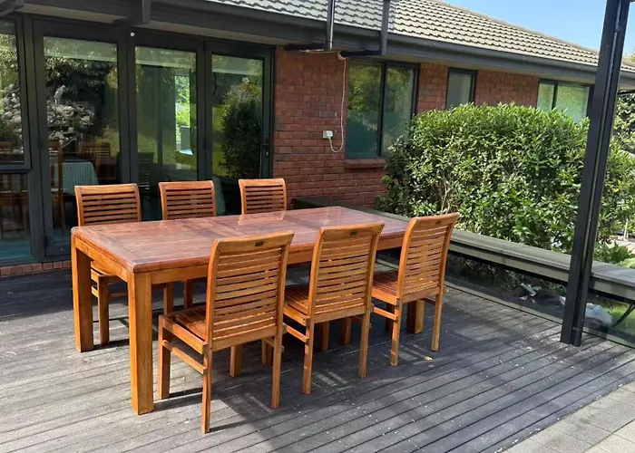 Private 4br Family Retreat With Huge Garden Near Hébergement de vacances